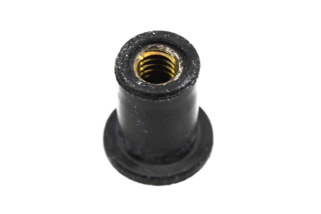 70730: Bushing Rubber W/Nut Insert