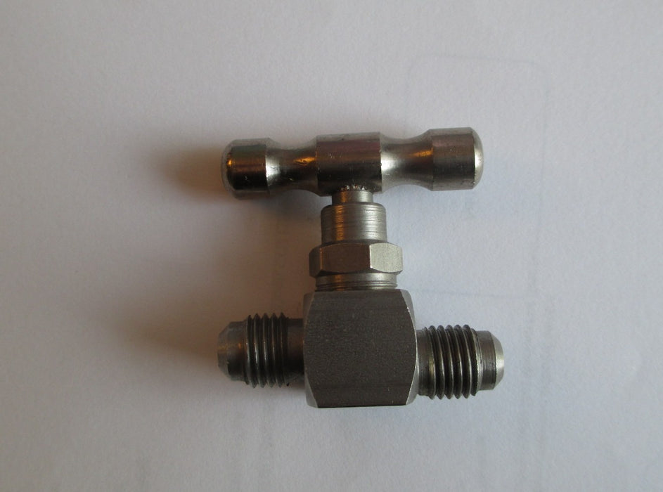 V13-S: 1/4 MFL x 1/4 MFL Needle Valve