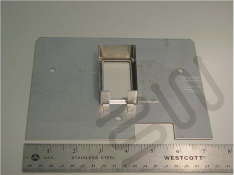 S7683- Plate Switch w/ Handle